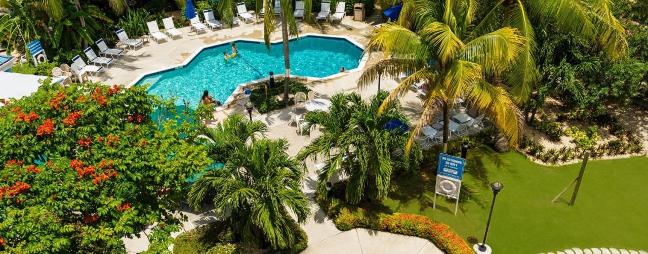 210919p1_14_s Comfort Suites Seven Mile Beach Grand Cayman Caribbean