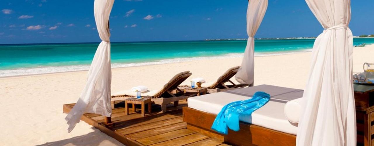 212198b1_beachbed_13_r The Ritz Carlton Grand Cayman Grand Cayman Caribbean