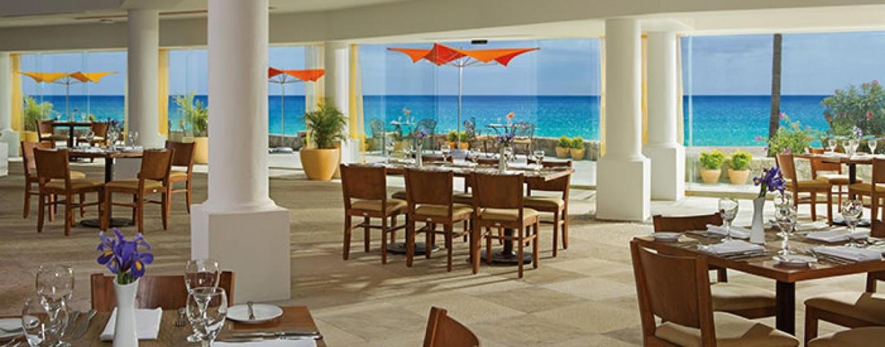 Drelc_res_worldcafe_3 Dreams Los Cabos Golf Resort Spa The Corridor Los Cabos