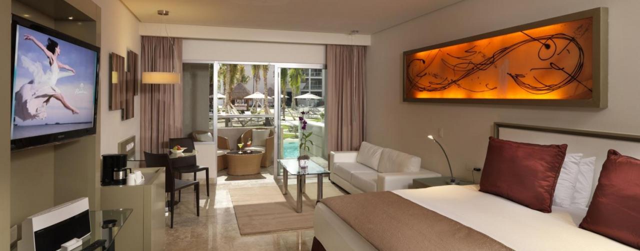 Luxury_junior_suite_swim_up___(sjw)_s Paradisus Playa Del Carmen La Esmeralda Playa Del Carmen Riviera Maya