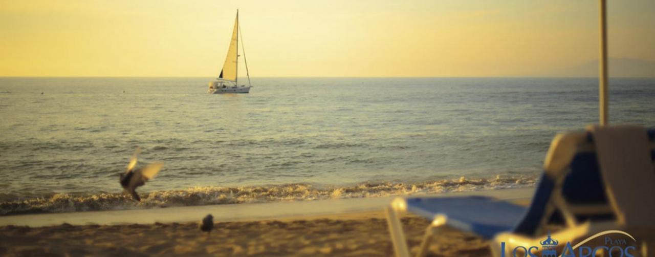 Playa_los_arcos_sunset_r Playa Los Arcos Beach Resort Spa Puerto Vallarta Mexico