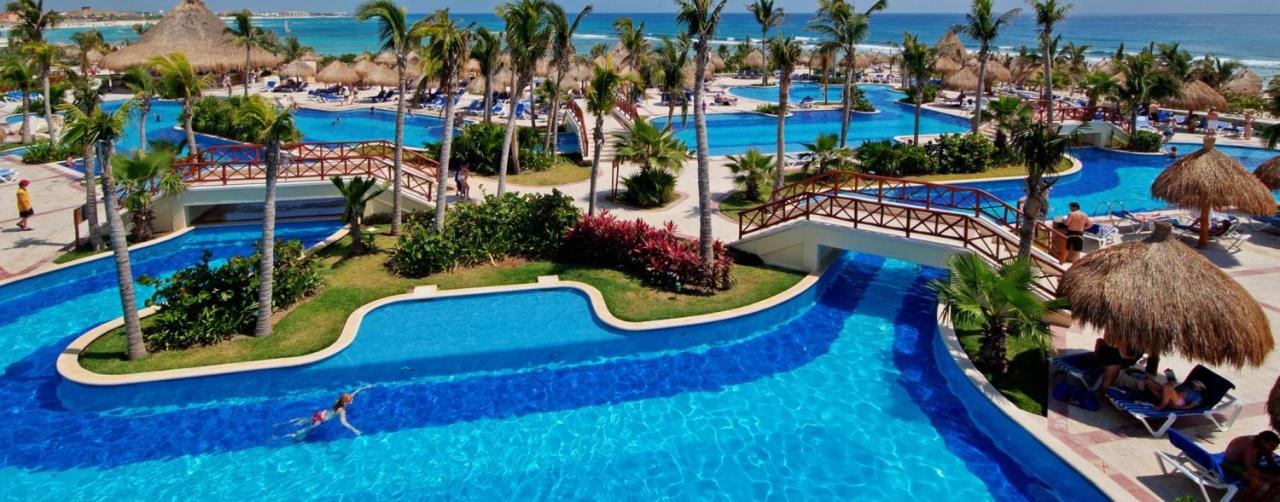 Cancun Mexico Luxury Bahia Principe Akumal 218373p1_pool_15_s