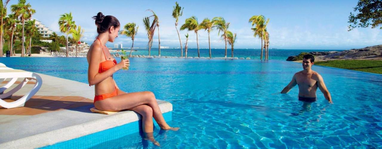 Cancun Mexico Riu Palace Peninsula Pool Infinity Palm Tree Romance