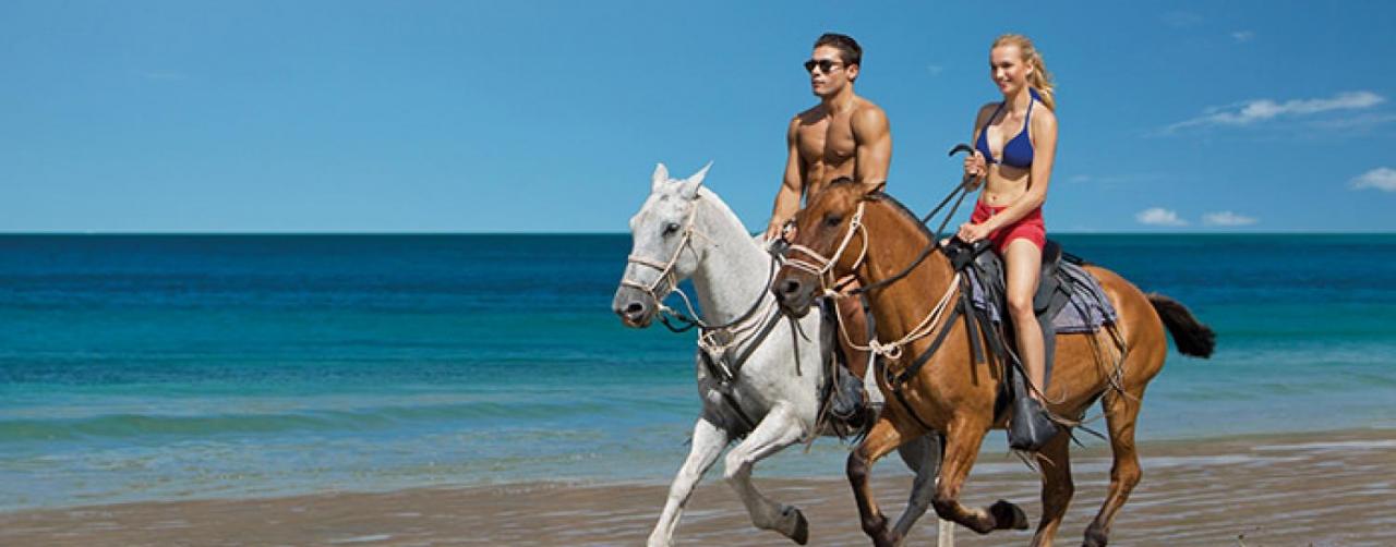 Costa Rica Drelm_ext_horsebackriding_beach_1 Dreams Las Mareas