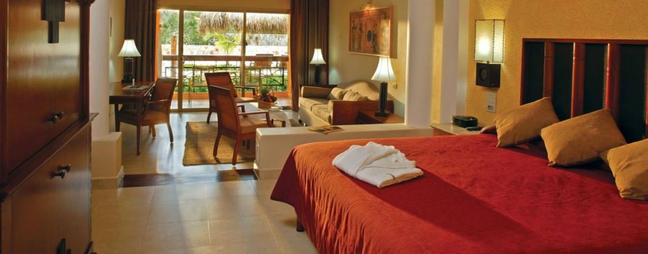 Iberostar Paraiso Maya Riviera Maya Mexico Room Junior Suite King Bed Balcony