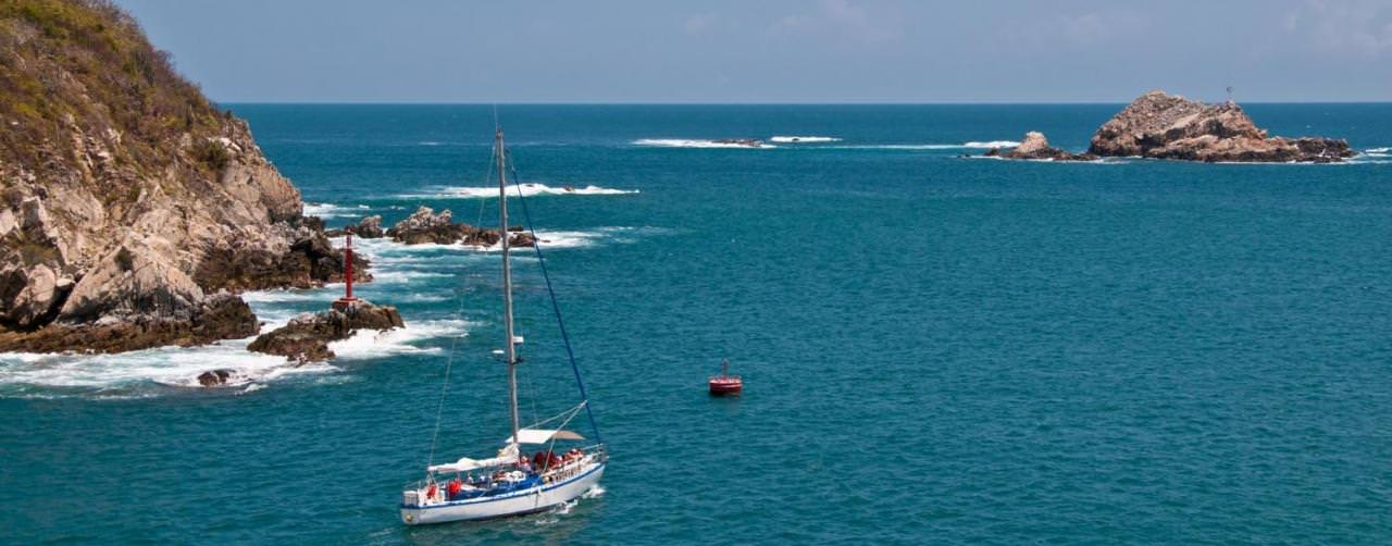 Mexico Huatulco Beach Boat Ocean All Inclusive Resorts