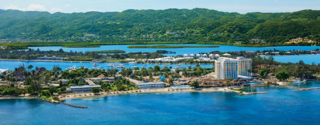 Montego Bay Jamaica Sucmb_susmb_aerial1_1a 1024x813 Sunscape Cove Montego Bay