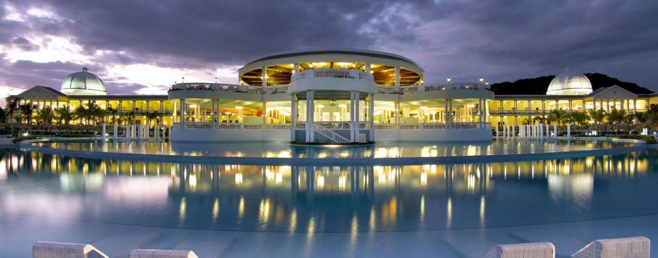 Montego Bay Jamaica Grand Palladium Jamaica Resort Spa Amenities Night