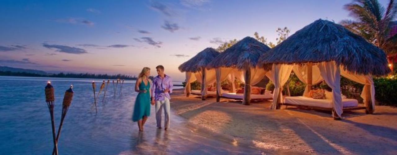 Montego Bay Jamaica Sandals Royal Caribbean Resort Private Island Mbjroys_p05