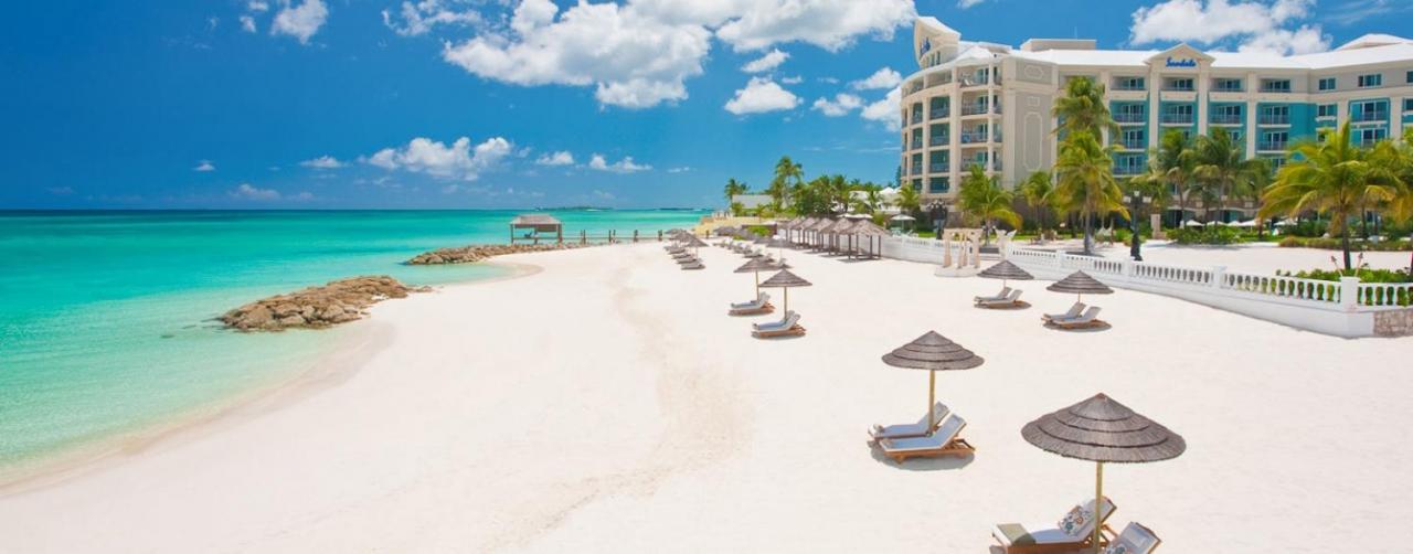 Nassau Bahamas Sandals Royal Bahamian Spa Resort Offshore Island Slide 01