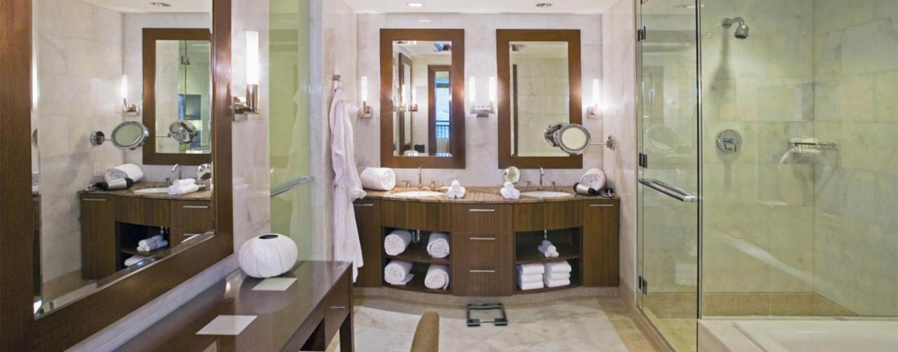 Nassau Bahamas The Reef Atlantis 213729r3_bathroom_13_s