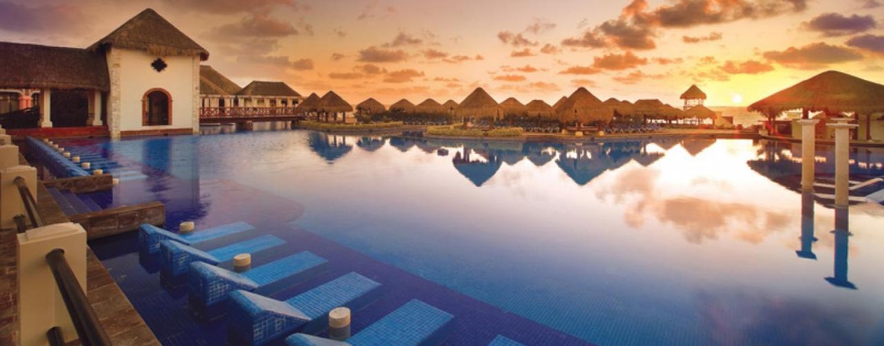 Nosrc Poolsunrise1 Now Sapphire Riviera Cancun Riviera Maya Mexico