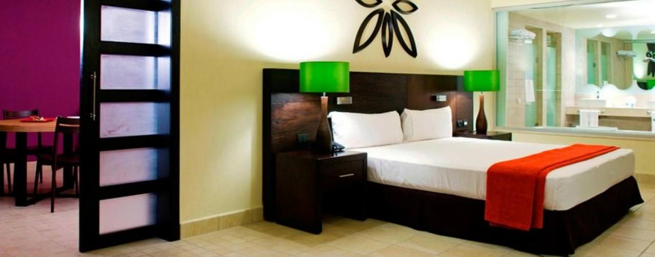 Ocean Coral Turquesa By H10 Riviera Maya Mexico Room Master Suite King Bed Double Bath Connecting Room