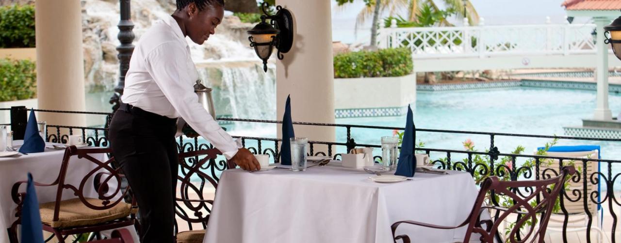 Ocho Rios Jamaica Jewel Dunns River Beach Resort And Spa 216100d3_coralcafe_14_s