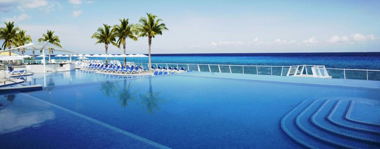 Pool Infinity Cozumel Palace Cozumel Mexico