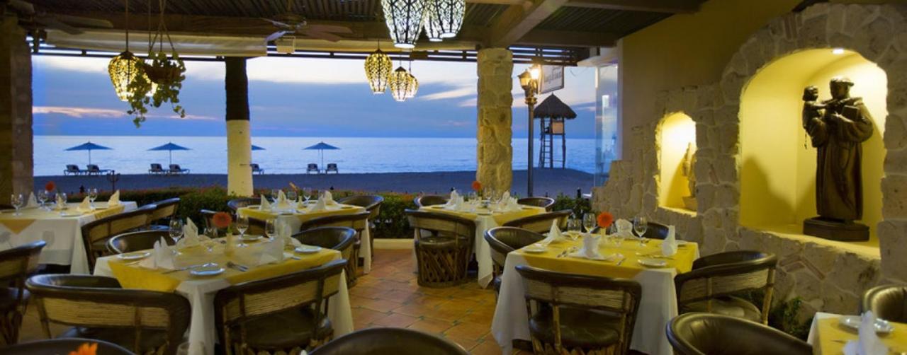 Puerto Vallarta Mexico Playa_los_arcos_restaurant_mi_pueblito_r Playa Los Arcos Beach Resort Spa