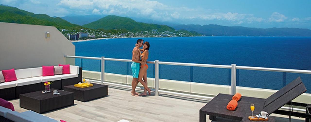 Puerto Vallarta Mexico Sunpv_mastersuite_terrace_2a Sunscape Puerto Vallarta