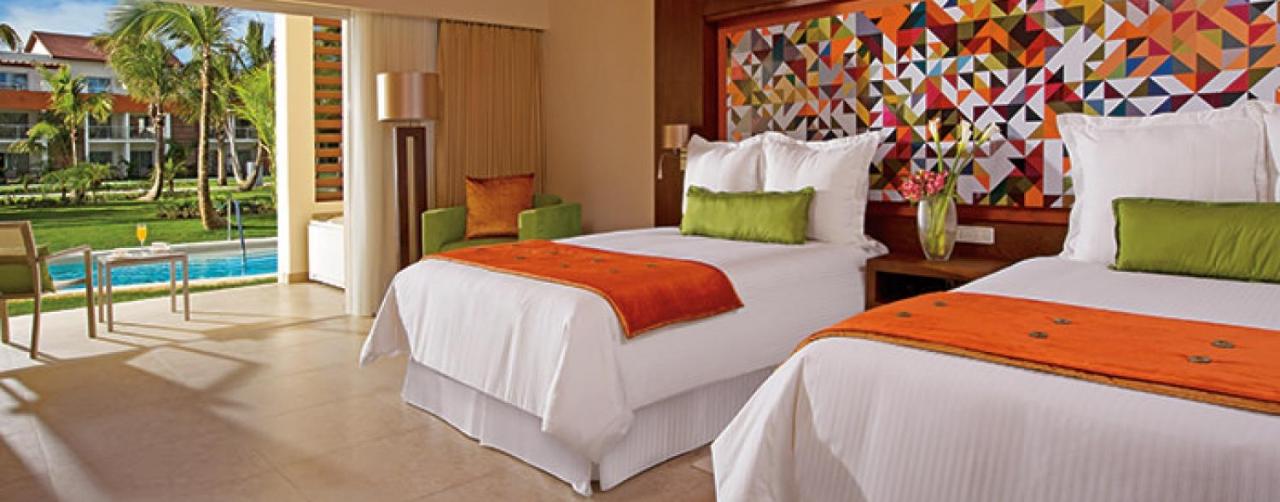 Punta Cana Dominican Republic Breathless Punta Cana Brepc_ajs_double_swimup_1