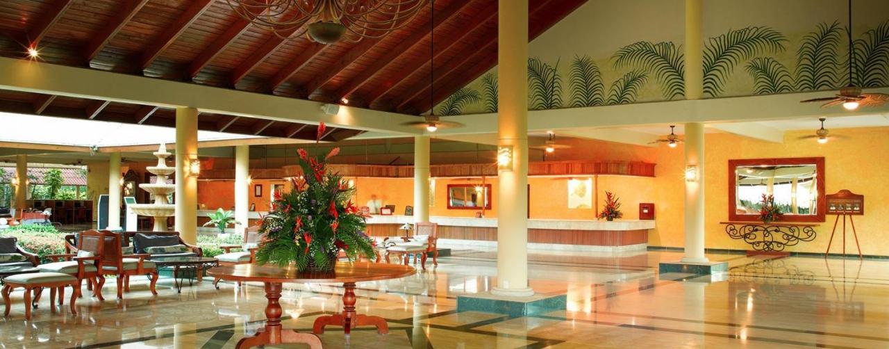 Punta Cana Dominican Republic Grand Palladium Palace Resort 200234o5_lobby2_13_s