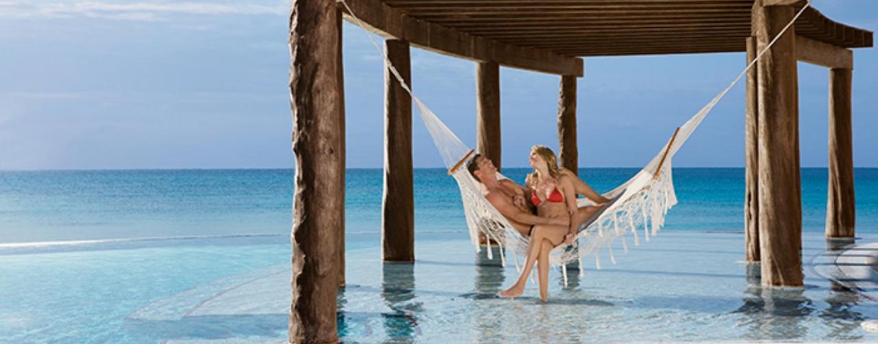 Riviera Maya Mexico Now Jade Riviera Cancun Nowrc_couplehammock1_1a