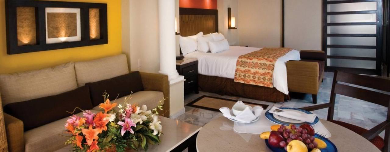 Room Junior Suite Deluxe Barcelo Puerto Vallarta Puerto Vallarta Mexico