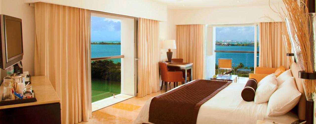 Room Junior Suite King Bed Ocean View Le Blanc Spa Resort Cancun Mexico