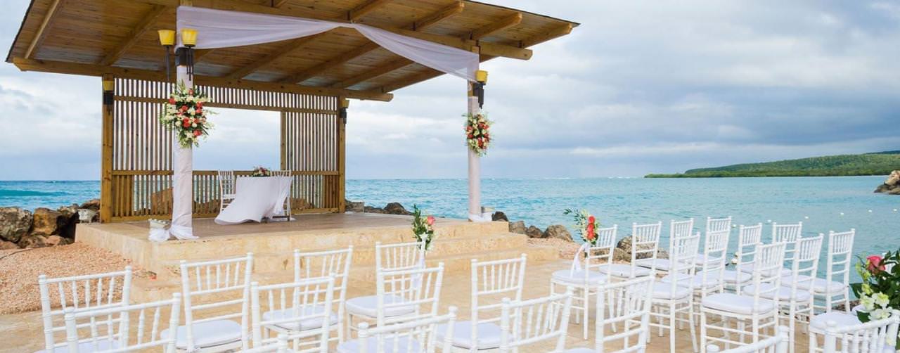 Royalton White Sands Runaway Bay Jamaica 200206b3_beachwedding_14_s