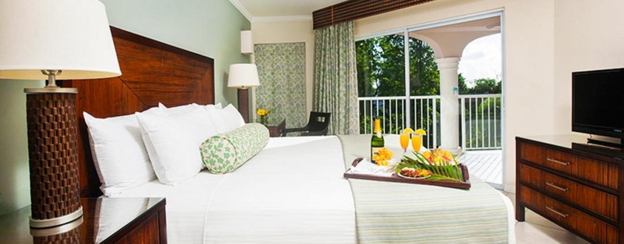 St Lucia Uvf  Caribbean 1  Bedroom Garden View Suite (bedroom) I_r St James Club Morgan Bay St Lucia