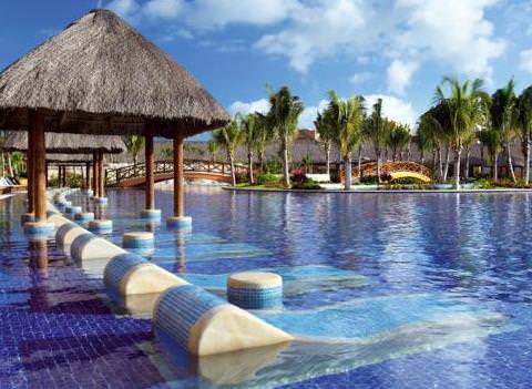 Barcelo Maya Palace Deluxe Pool
