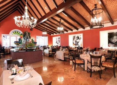 Barcelo Maya Palace Deluxe Restaurant 4