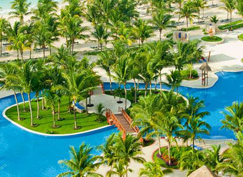 Barcelo Maya Tropical And Colonial Beach Pool 1