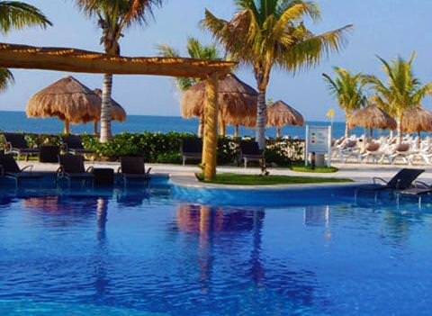 Bluebay Grand Esmeralda Pool 1