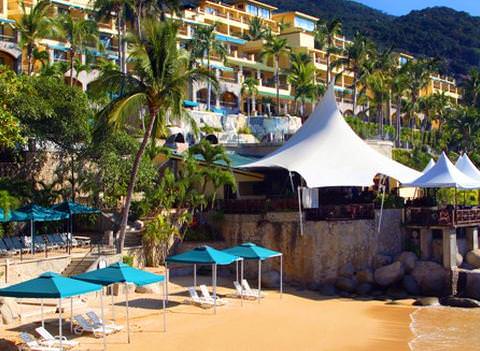 Camino Real Acapulco Diamante Beach