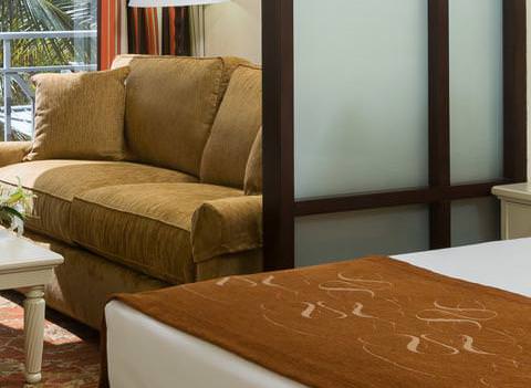 Comfort Suites Paradise Island Room