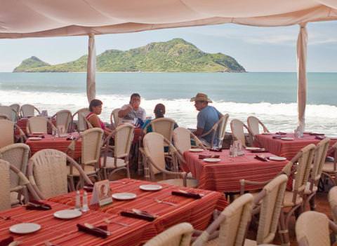 El Cid Castilla Beach Hotel Restaurant 2