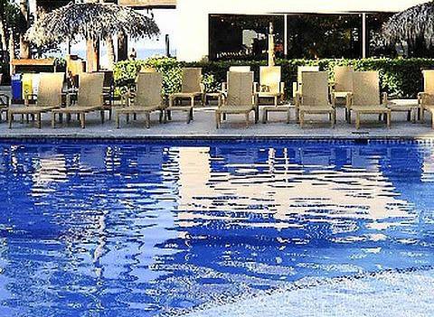 Flamingo Beach Resort Pool 2