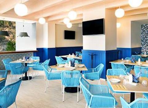 Grand Fiesta Americana Restaurant 3