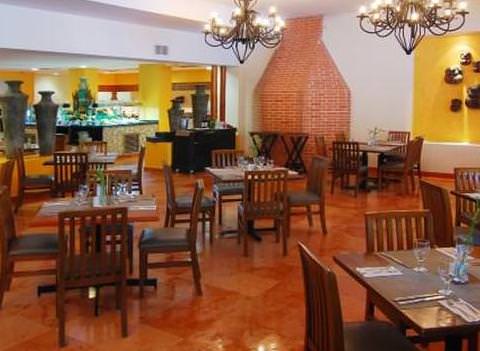 Grand Oasis Palm Restaurant 2