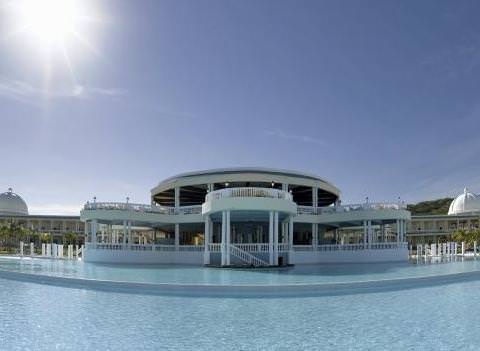 Grand Palladium Jamaica Resort Spa Pools