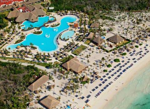 Grand Palladium White Sands Resort Beach 3