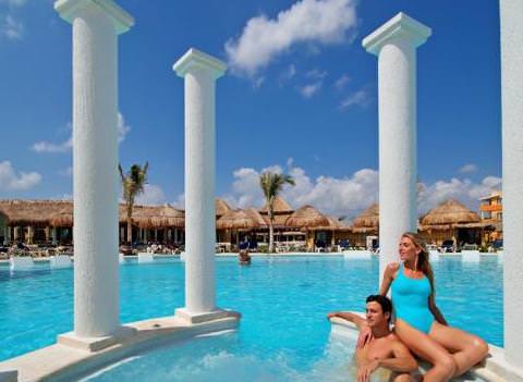 Grand Palladium White Sands Resort Pool 2