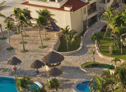 Grand Park Royal Cancun Caribe Beach