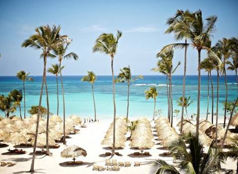 Iberostar Grand Hotel Bavaro Plenty Of Palapas On The Beach For Shade