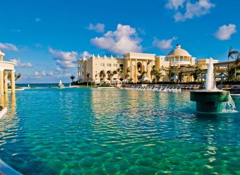 Iberostar Grand Hotel Paraiso Pool Fountain