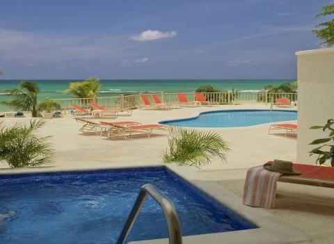 Jewel Runaway Bay Beach Golf Resort Pool 1