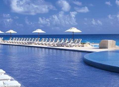 Live Aqua Cancun Pool