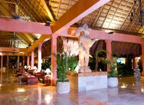 Lobby Iberostar Tucan Amenities