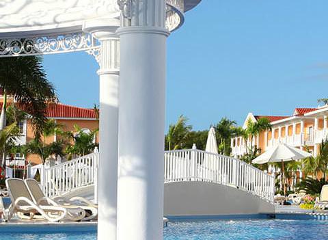 Luxury Bahia Principe Ambar Green Pool 1