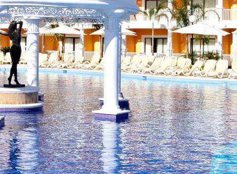 Luxury Bahia Principe Ambar Green Pool 2