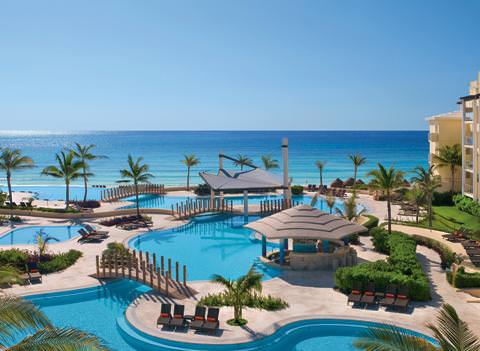 Now Jade Riviera Cancun Pool 3